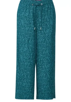 Casual Fit Hose