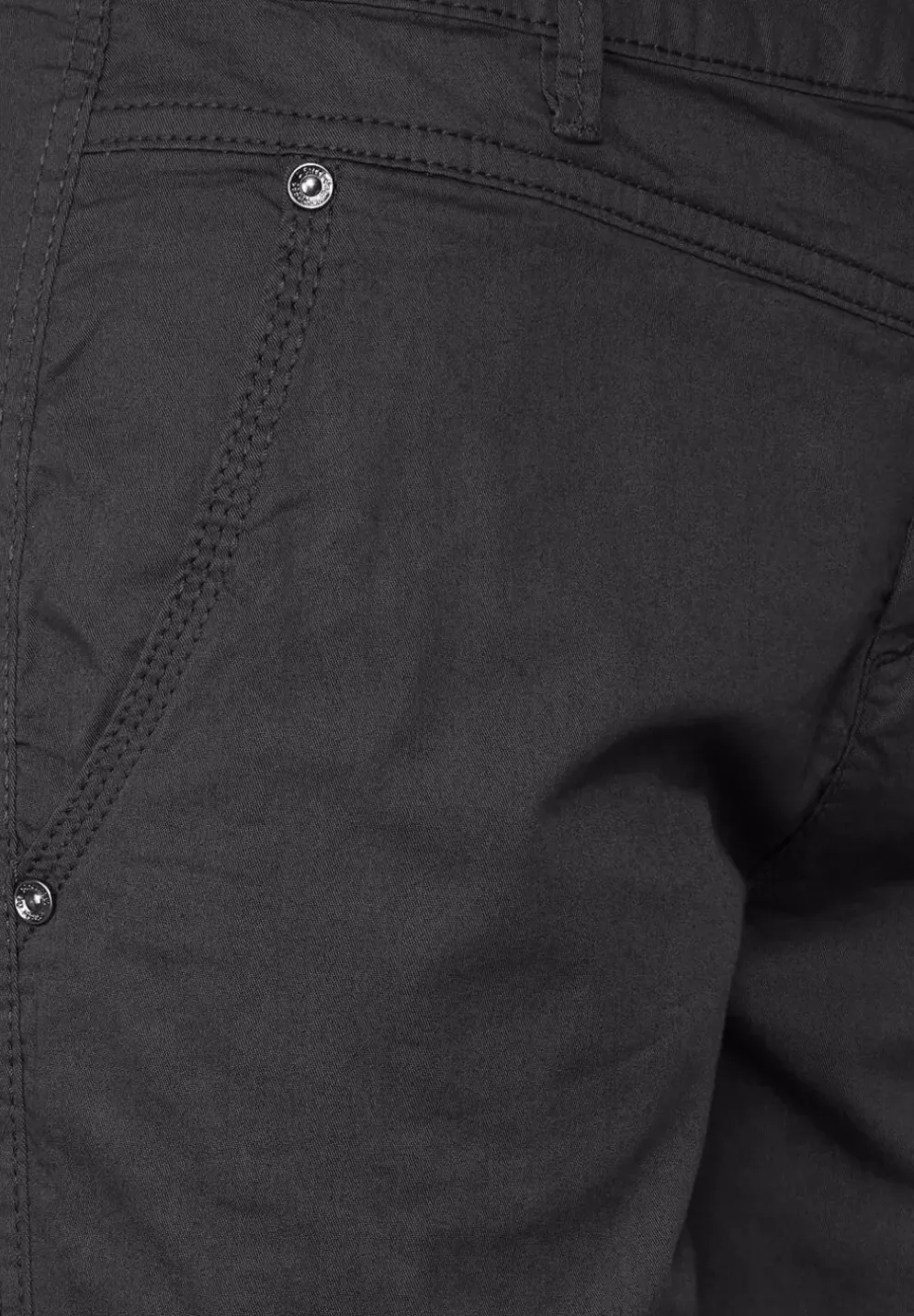 Casual Fit Hose