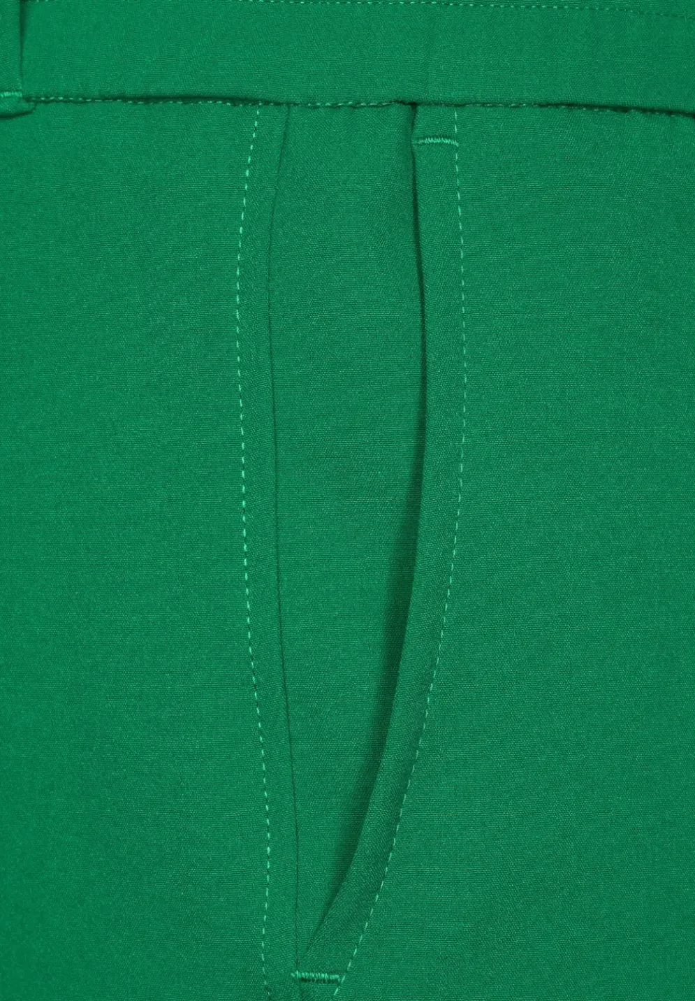 Casual Fit Hose