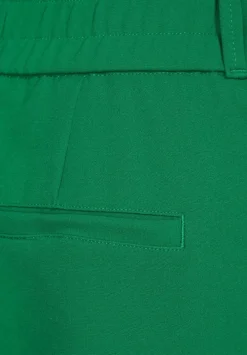 Casual Fit Hose