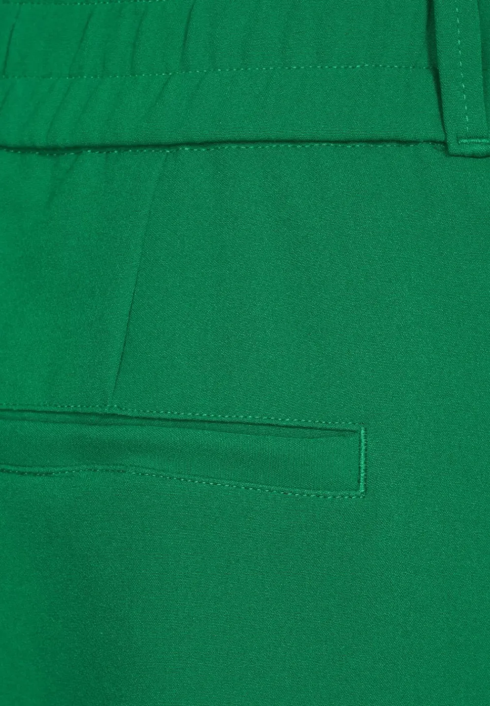 Casual Fit Hose
