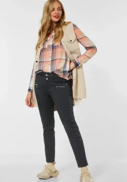 Casual Fit Hose