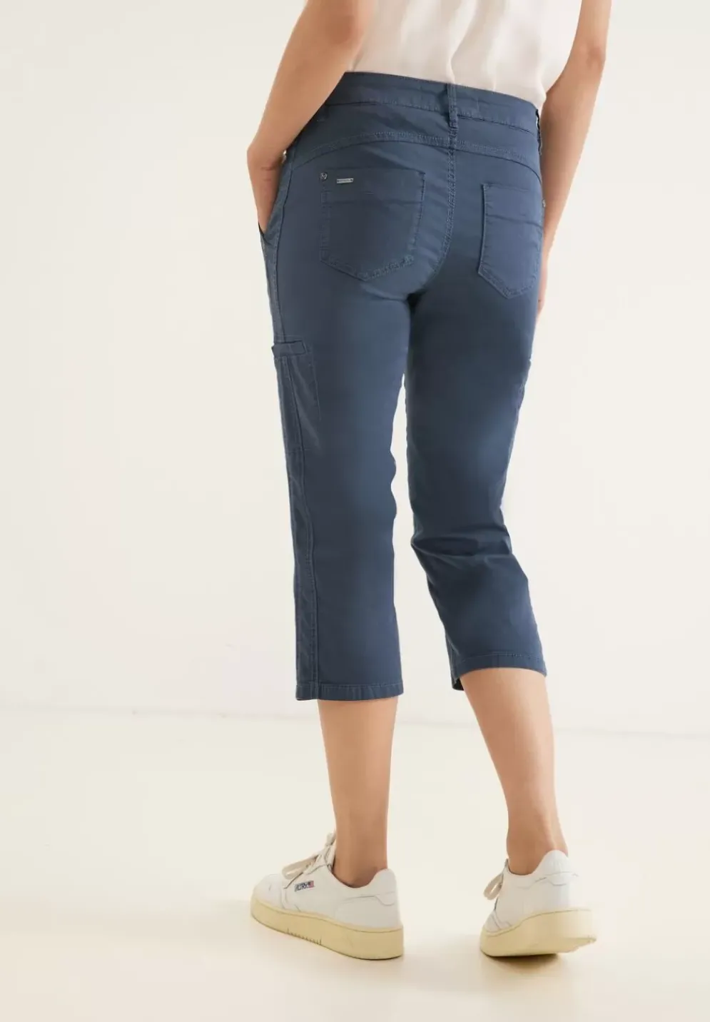 Casual Fit Hose