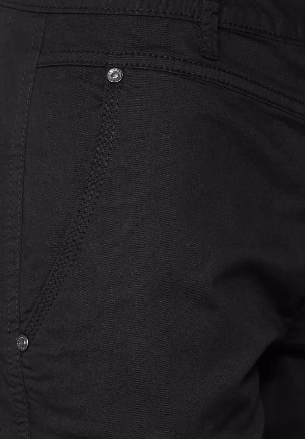 Casual Fit Hose