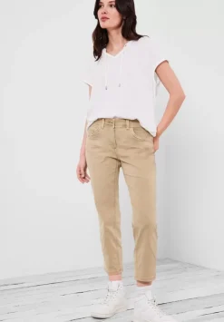 Casual Fit Hose