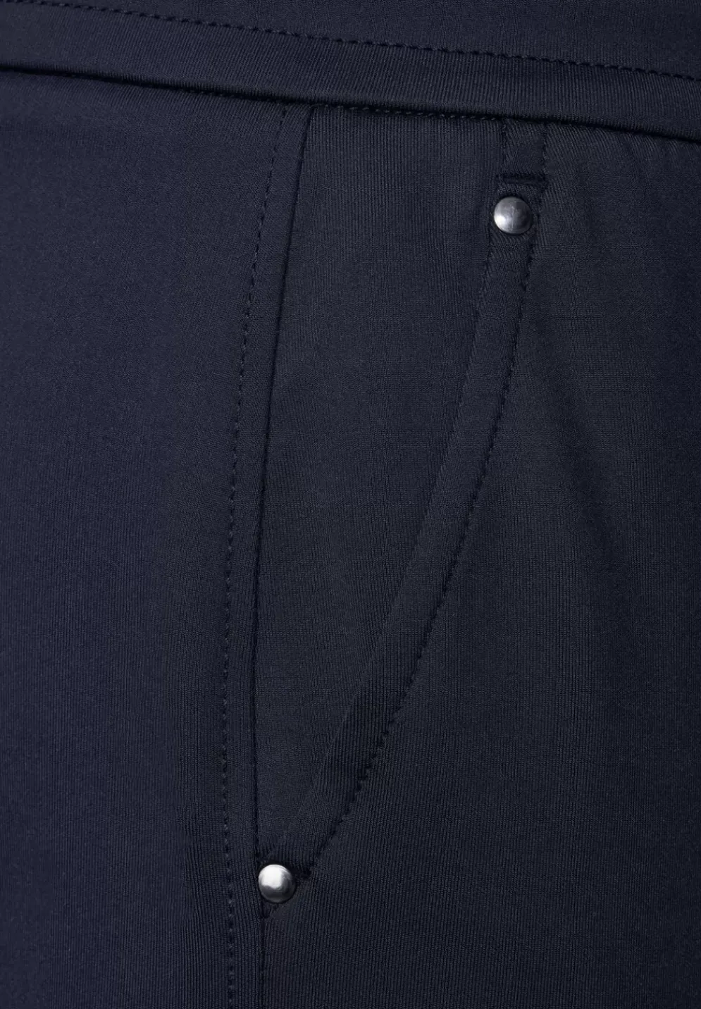 Casual Fit Hose