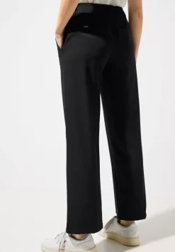 Casual Fit Hose