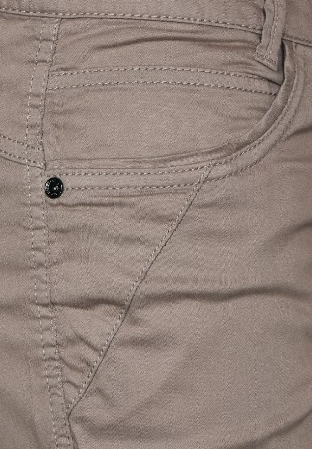 Casual Fit Hose