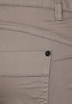 Casual Fit Hose