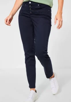 Casual Fit Hose