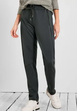 Casual Fit Hose