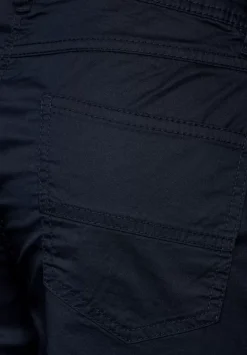 Casual Fit Hose In 7/8