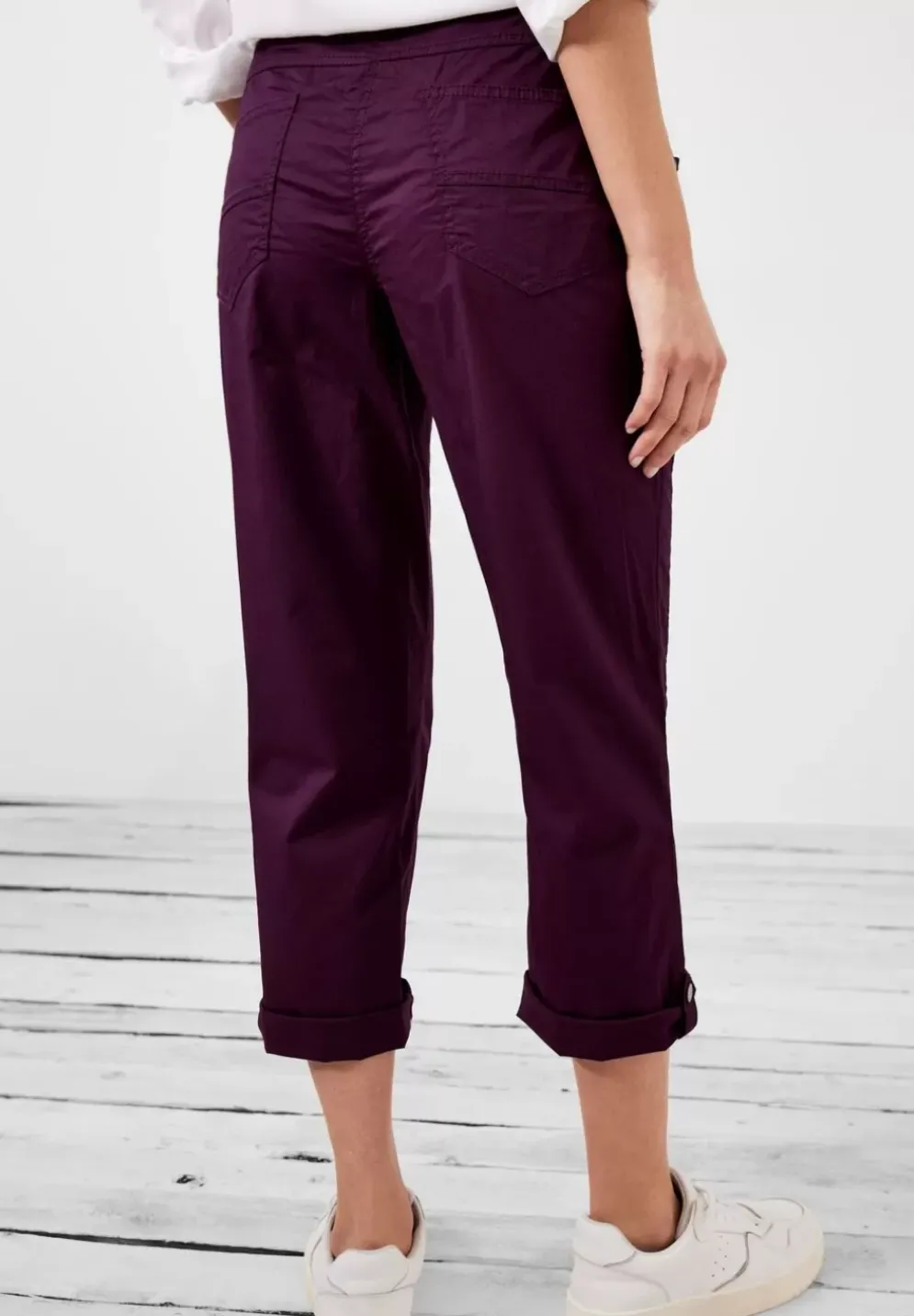 Casual Fit Hose In 7/8