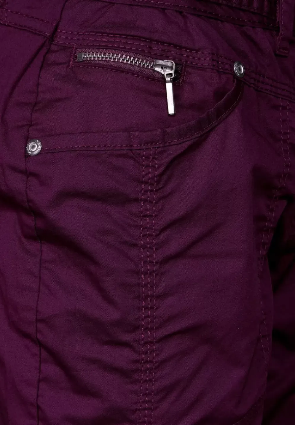 Casual Fit Hose In 7/8