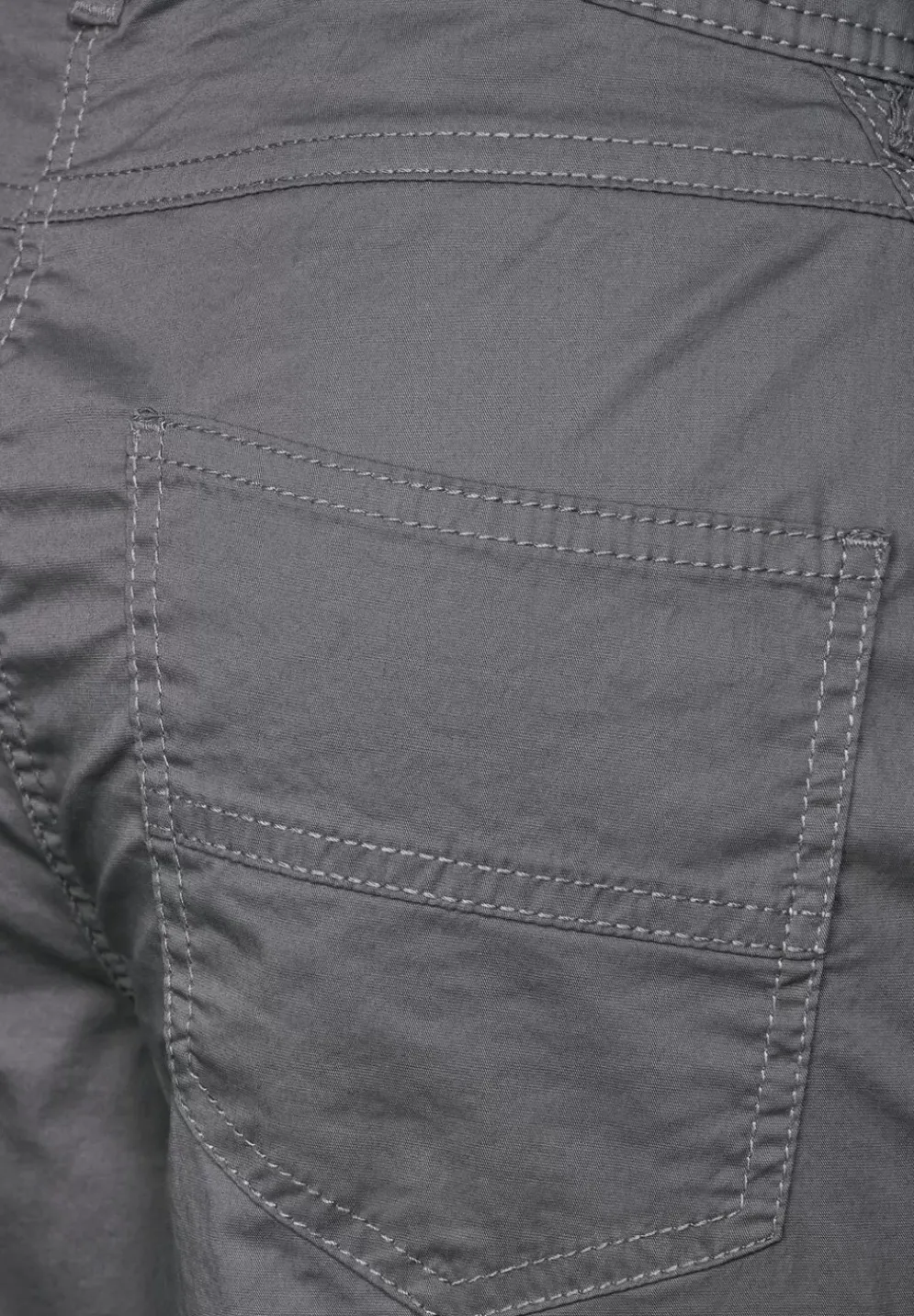 Casual Fit Hose In 7/8