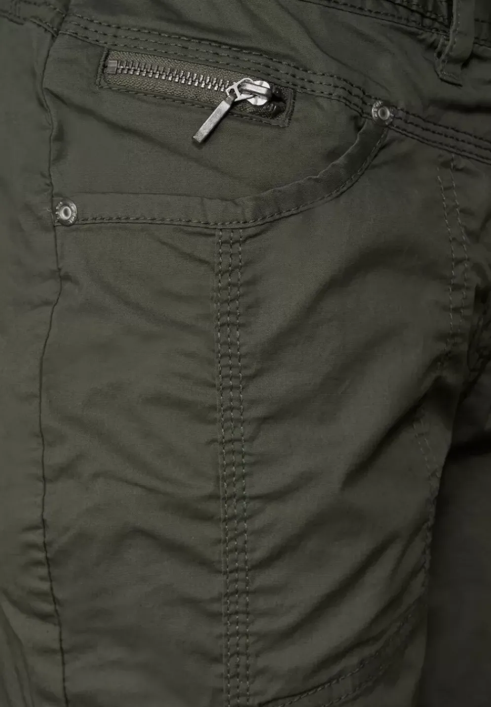 Casual Fit Hose In 7/8