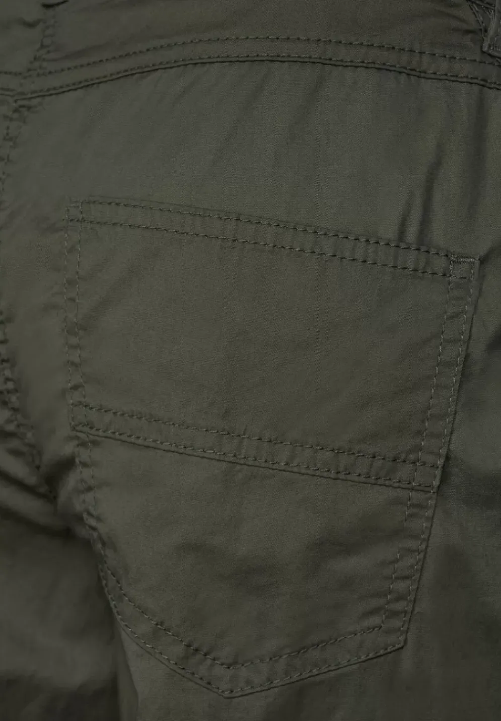 Casual Fit Hose In 7/8