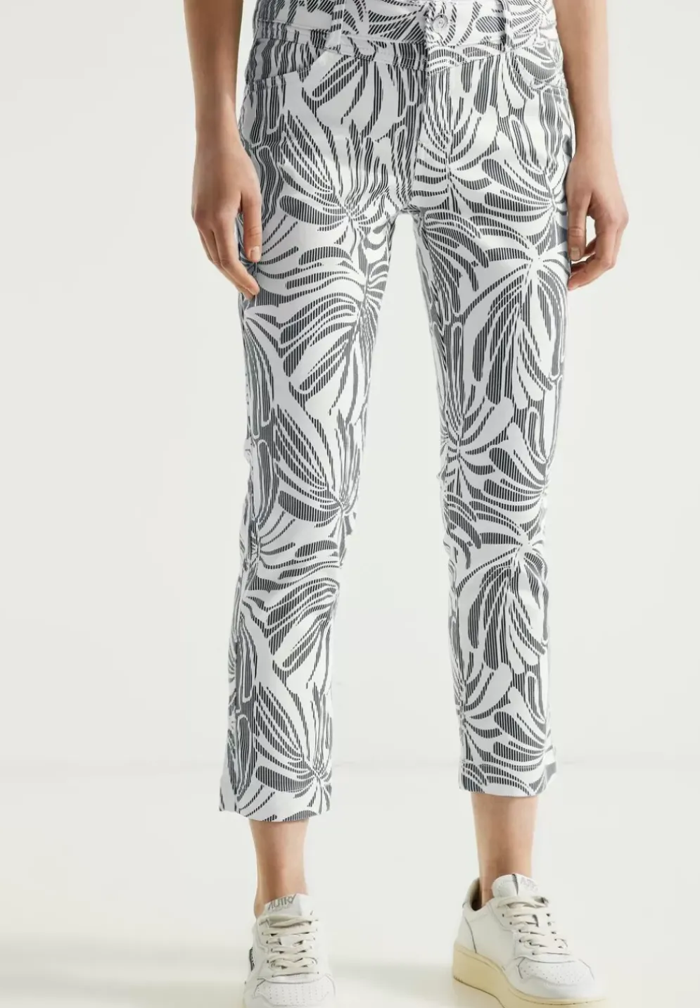 Casual Fit Hose Mit Print