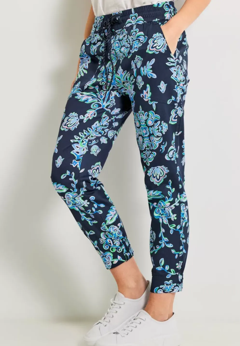 Casual Fit Hose Mit Print