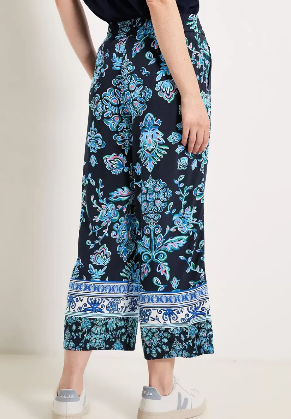 Casual Fit Hose Mit Print
