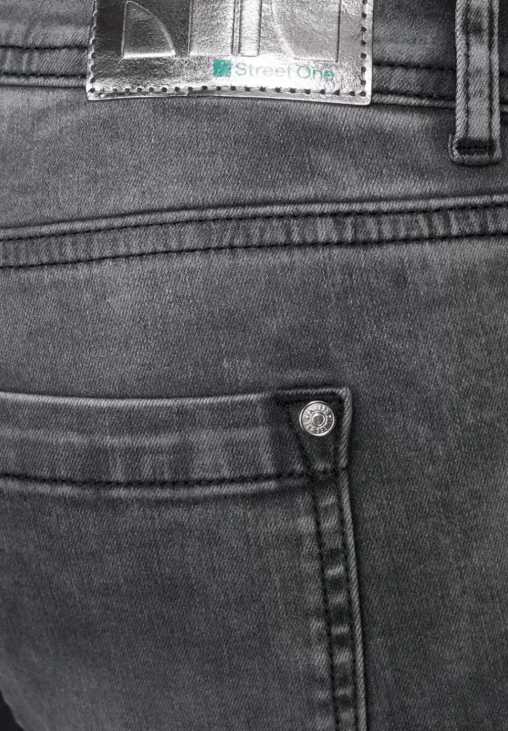 Casual Fit Jeans