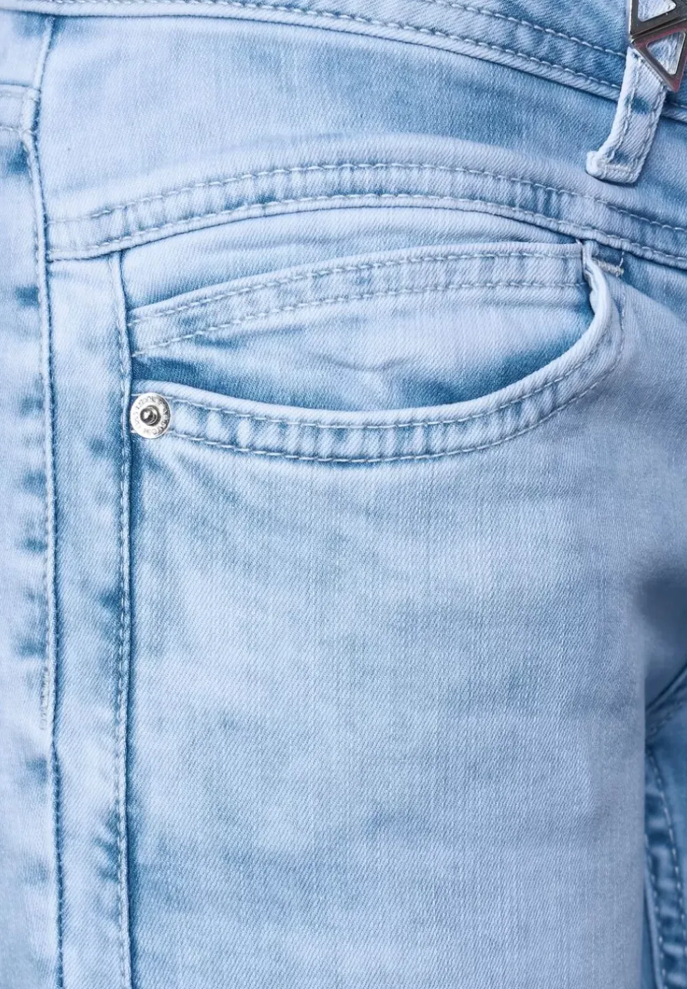 Casual Fit Jeans