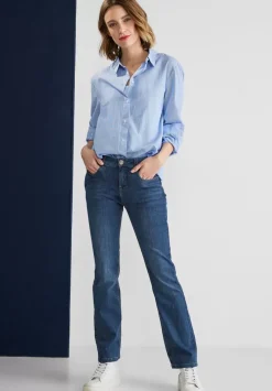 Casual Fit Jeans
