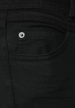 Casual Fit Jeans