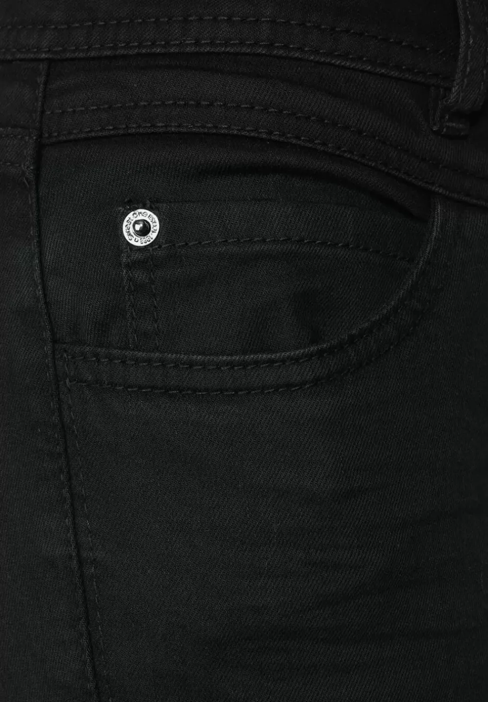 Casual Fit Jeans