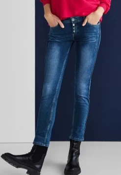 Casual Fit Jeans