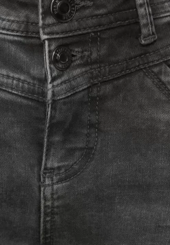 Casual Fit Jeans