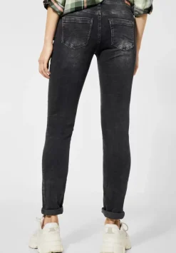 Casual Fit Jeans