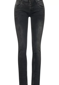 Casual Fit Jeans