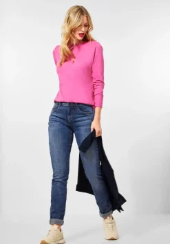 Casual Fit Jeans