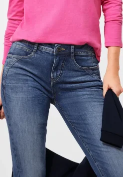 Casual Fit Jeans