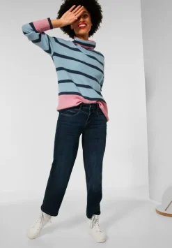 Casual Fit Jeans