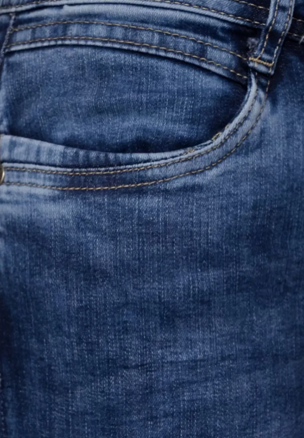 Casual Fit Jeans