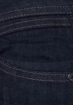 Casual Fit Jeans