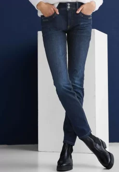 Casual Fit Jeans