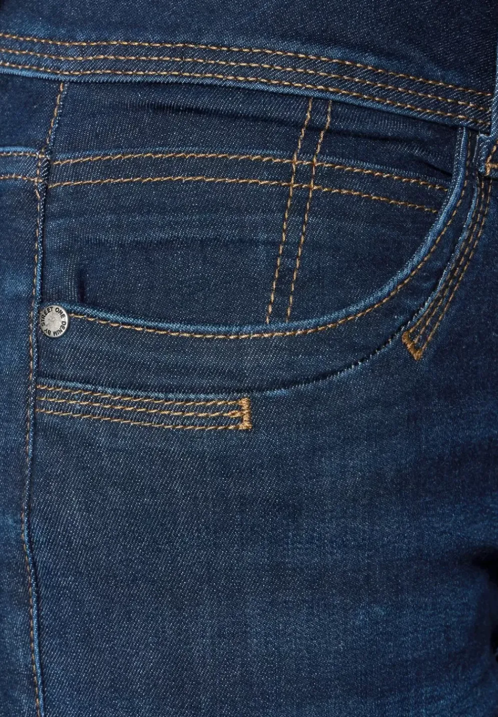 Casual Fit Jeans