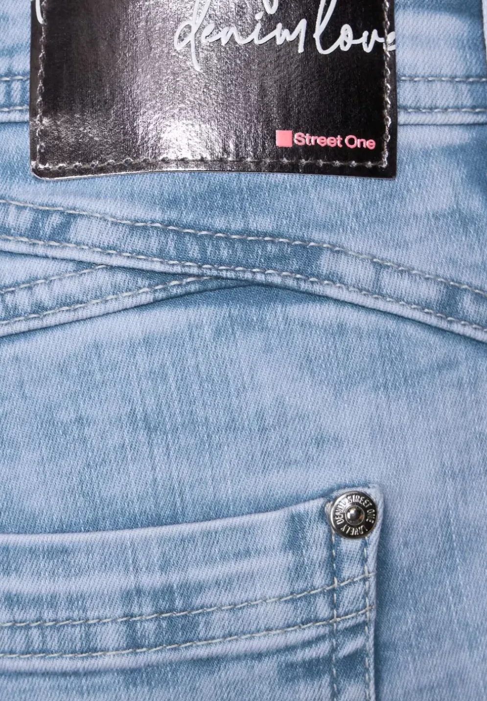 Casual Fit Jeans