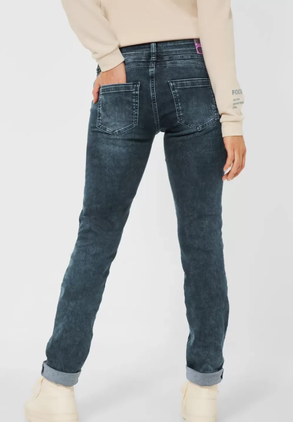 Casual Fit Jeans
