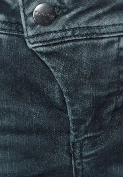 Casual Fit Jeans