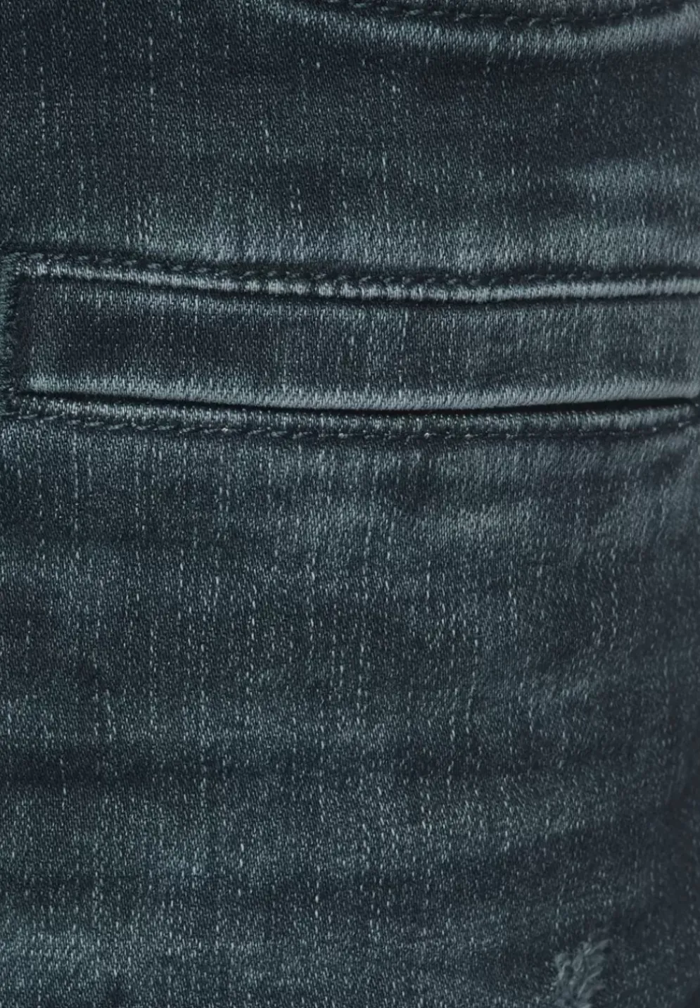 Casual Fit Jeans