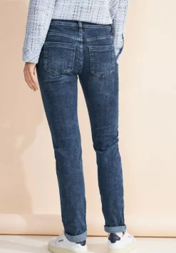 Casual Fit Jeans