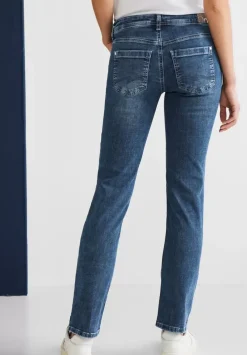 Casual Fit Jeans