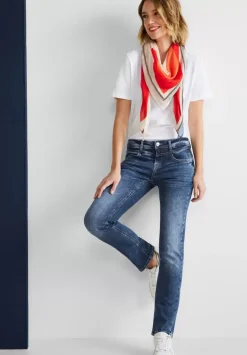 Casual Fit Jeans