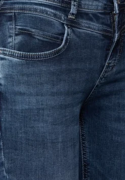 Casual Fit Jeans