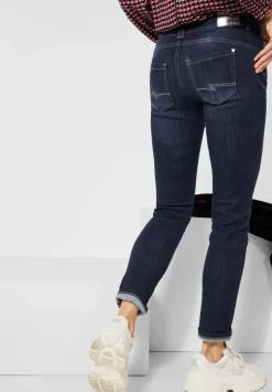 Casual Fit Jeans