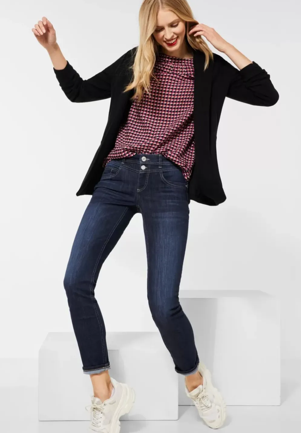 Casual Fit Jeans